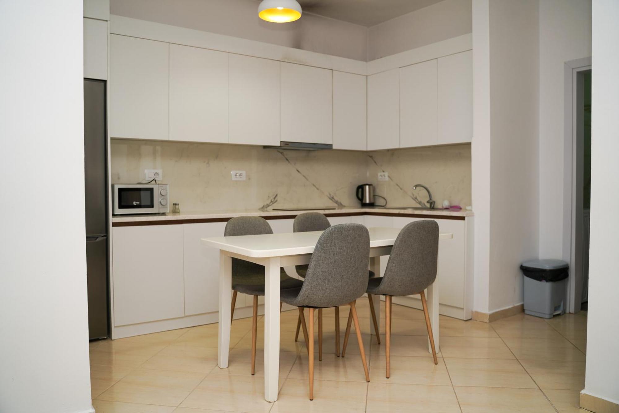 Apartment Sasso Bianco 13 Durrës